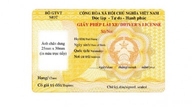  Xấu hổ vì bằng lái xe “song ngữ” của Bộ GTVT