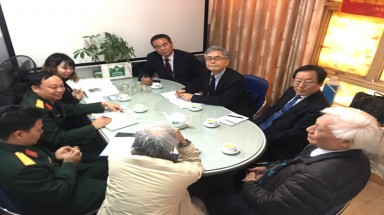 Chủ tịch VACNE tiếp Đoàn Công ty sinh học BJC của Hàn Quốc