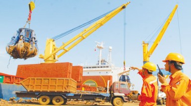  Tái chế phế liệu - Lợi nhuận lên tới hàng tỷ đồng