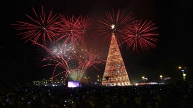 Cây thông Noel trên khắp thế giới 