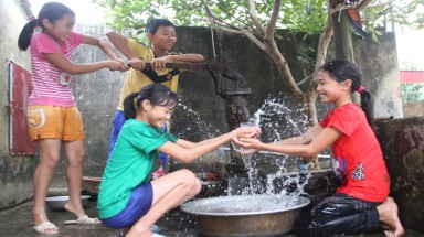 Thêm 1.550 hộ dân ở nông thôn Trà Vinh được sử dụng nước sạch 