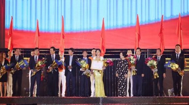  Bình Dương lên tiếng việc Công ty Kim Oanh nợ thuế hàng chục tỉ vẫn được "Huân chương Lao động"