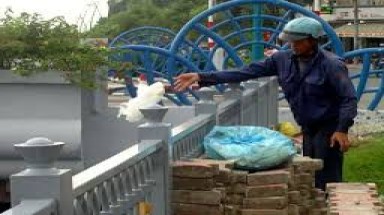  TP HCM: Bờ kênh thiếu sáng, khách du lịch rùng mình
