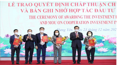 Tỉnh Hưng Yên trao quyết định đầu tư cho Dự án nhà máy sữa tại Hưng Yên