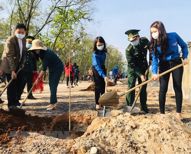 Nét[-]đẹp[-]Tết[-]trồng[-]cây,[-]mang[-]lại[-]màu[-]xanh[-]cho[-]đất[-]nước