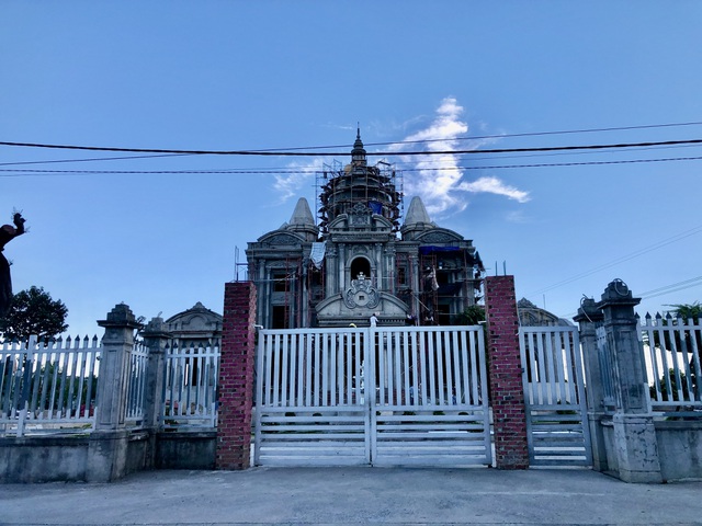 Đồng[-]Nai:[-]Biệt[-]thự[-]nguy[-]nga[-]xây[-]dựng[-]không[-]phép[-]đứng[-]sừng[-]sững[-]suốt[-]hơn[-]2[-]năm