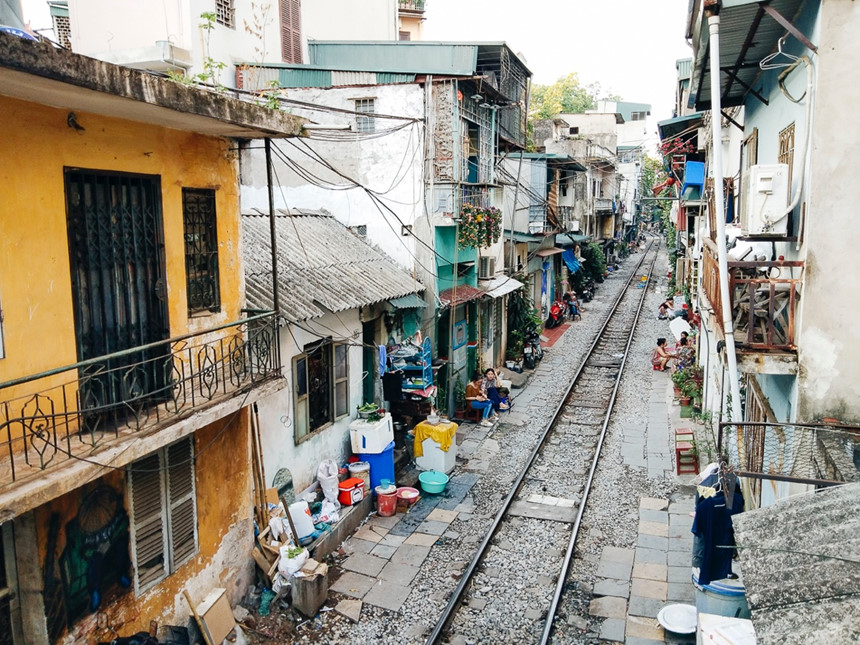 Phố[-]đường[-]tàu[-]Hà[-]Nội[-]đẹp[-]lạ[-]dưới[-]ống[-]kính[-]smartphone