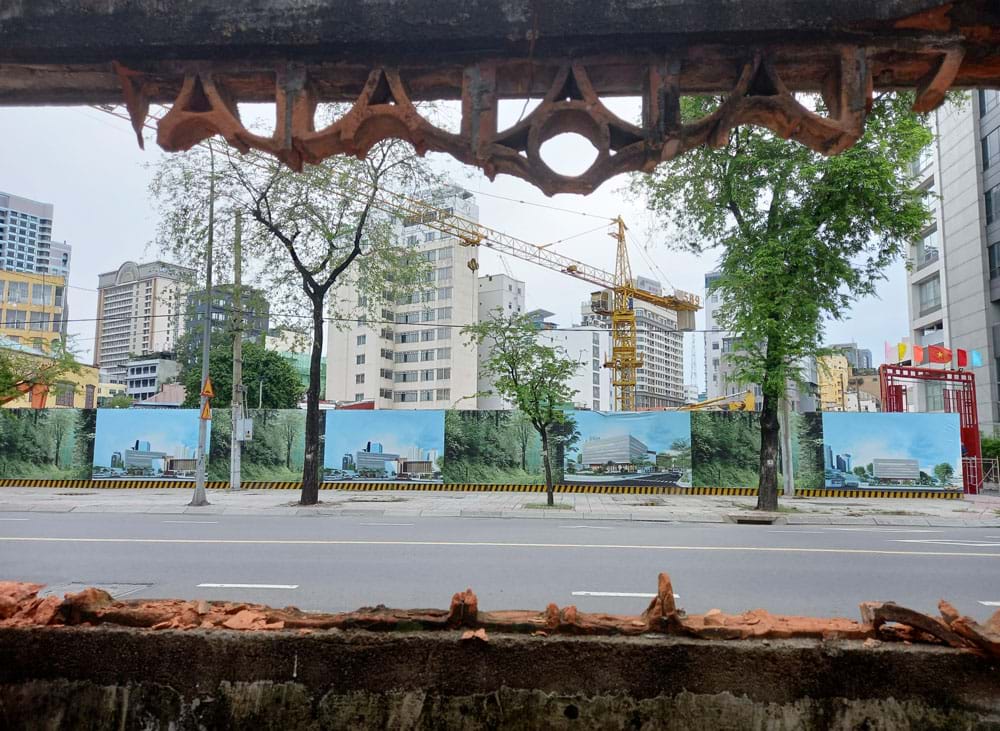 Giữ[-]công[-]viên[-]và[-]cây[-]xanh[-]trong[-]và[-]sau[-]đại[-]dịch