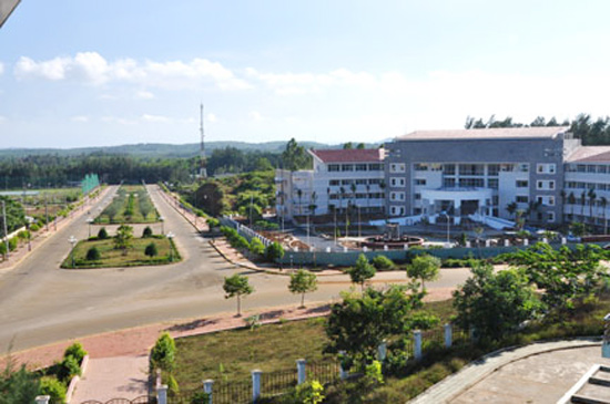 Quảng[-]Ngãi:[-]Chính[-]thức[-]cho[-]FLC[-]làm[-]6[-]dự[-]án[-]ngàn[-]tỷ[-]tại[-]đô[-]thị[-]Vạn[-]Tường