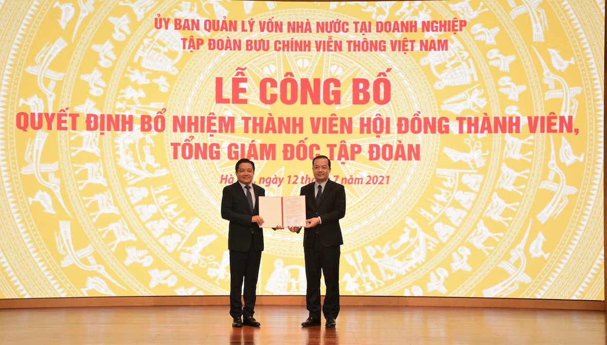 Ông[-]Huỳnh[-]Quang[-]Liêm[-]được[-]bổ[-]nhiệm[-]làm[-]Tổng[-]Giám[-]đốc[-]VNPT