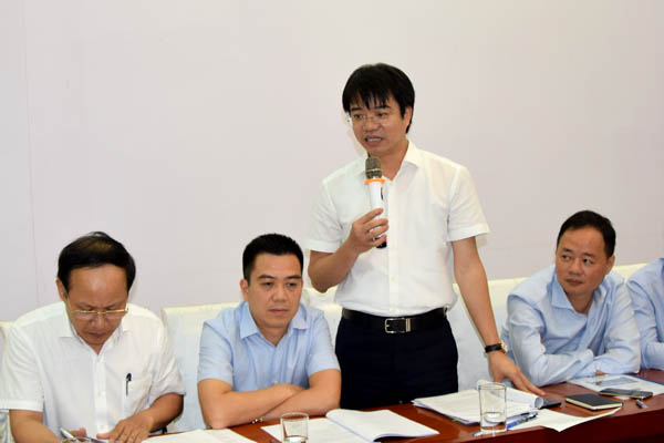 Một[-]số[-]hình[-]ảnh[-]Bộ[-]trưởng[-]Bộ[-]TN&MT[-]đến[-]thăm[-]và[-]làm[-]việc[-]với[-]Hội[-]Bảo[-]vệ[-]TN&MT[-]Việt[-]Nam