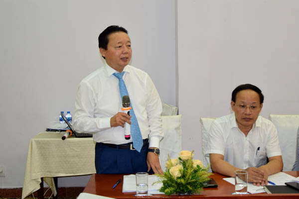 Một[-]số[-]hình[-]ảnh[-]Bộ[-]trưởng[-]Bộ[-]TN&MT[-]đến[-]thăm[-]và[-]làm[-]việc[-]với[-]Hội[-]Bảo[-]vệ[-]TN&MT[-]Việt[-]Nam
