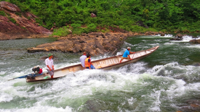 Có[-]một[-]dòng[-]sông[-]được[-]sinh[-]tồn