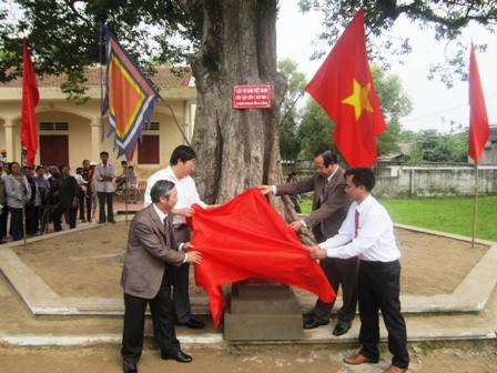 Cây[-]Di[-]sản-một[-]nguồn[-]gen[-]cây[-]thuốc[-]quý