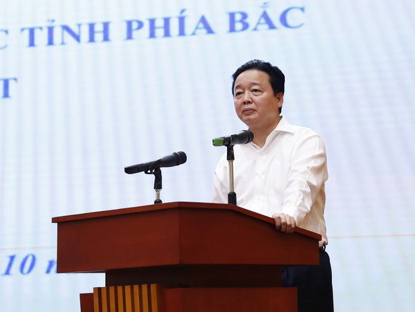 Bộ[-]Tài[-]nguyên[-]và[-]Môi[-]trường[-]quyên[-]góp[-]ủng[-]hộ[-]đồng[-]bào[-]bị[-]thiệt[-]hại[-]do[-]mưa[-]lũ[-]tại[-]các[-]tỉnh[-]phía[-]Bắc[-]và[-]Bắc[-]Trung[-]Bộ