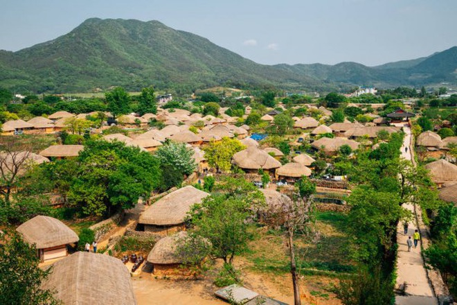 Làng[-]cổ[-]gần[-]700[-]năm[-]đẹp[-]như[-]tranh