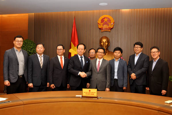 Tổ[-]chức[-]HEF[-]của[-]Hàn[-]Quốc[-]tham[-]gia[-]các[-]hoạt[-]động[-]của[-]VACNE