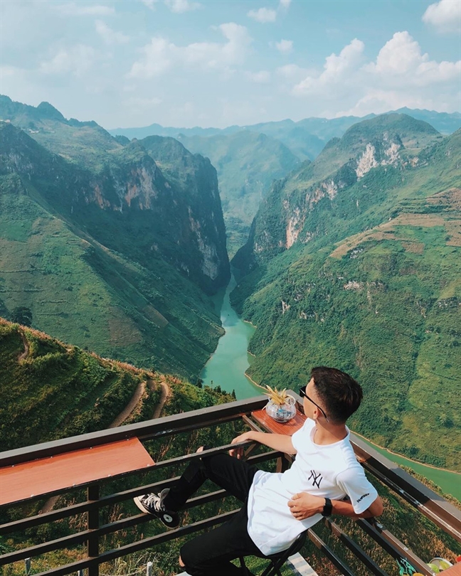 Nếu[-]không[-]dẹp[-]được[-]chiếc[-]gai[-]bê[-]tông[-]ở[-]Mã[-]Pí[-]Lèng…