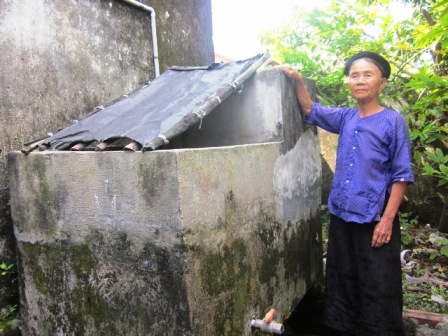 Người[-]dân[-]cho[-]rằng[-]nguyên[-]nhân[-]bắt[-]nguồn[-]từ[-]nguồn[-]nước[-]sinh[-]hoạt[-]chứa[-]nhiều[-]asen
