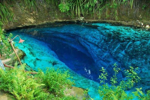 Bí[-]ẩn[-]về[-]dòng[-]sông[-]không[-]có[-]nguồn[-]ở[-]Philippines