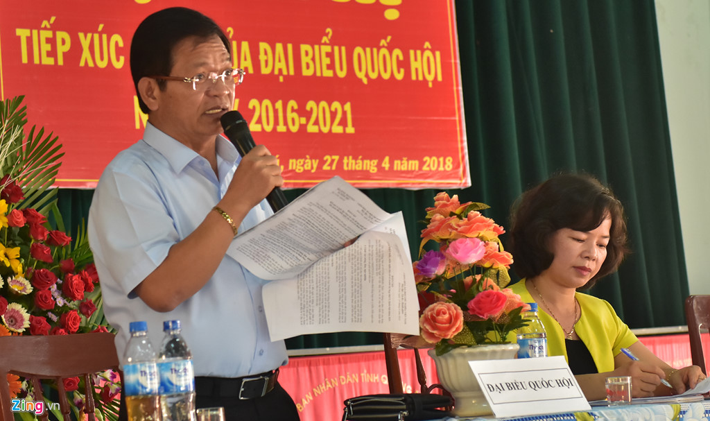 Cử[-]tri[-]Quảng[-]Ngãi[-]yêu[-]cầu[-]làm[-]rõ[-]dự[-]án[-]quần[-]thể[-]du[-]lịch[-]FLC