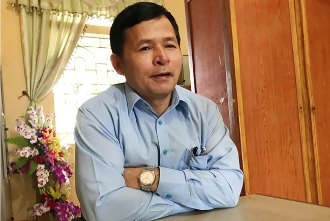 Thứ[-]trưởng[-]Bộ[-]TN-MT[-]mua[-]gom[-]hàng[-]chục[-]ngàn[-]mét[-]vuông[-]đất[-]lâm[-]trường