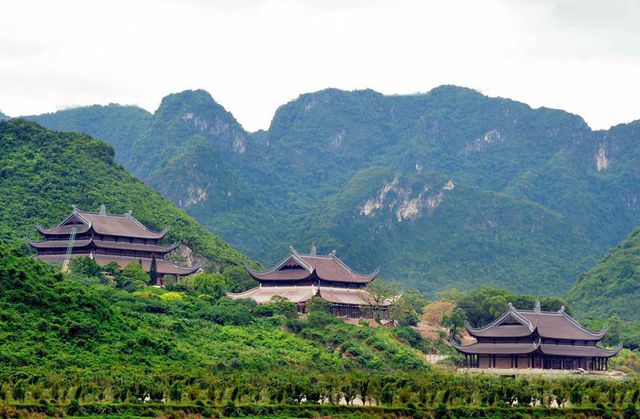 “Vịnh[-]Hạ[-]Long[-]trên[-]cạn”[-]đẹp[-]như[-]mơ[-]ở[-]Hà[-]Nam[-]