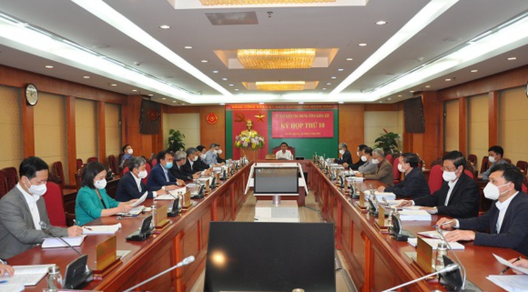 Bộ[-]Tài[-]nguyên[-]và[-][-]Môi[-]trường[-]buông[-]lỏng,[-]để[-]xảy[-]ra[-]vi[-]phạm[-]khai[-]thác[-]than
