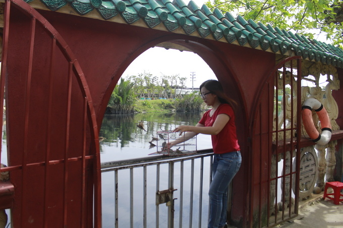Miếu[-]Nổi[-]-[-]địa[-]chỉ[-]tạ[-]lễ,[-]cầu[-]duyên[-]cuối[-]năm[-]của[-]người[-]Sài[-]Gòn
