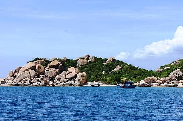 6[-]hòn[-]đảo[-]đẹp[-]mê[-]hồn[-]bạn[-]không[-]thể[-]bỏ[-]lỡ[-]khi[-]đến[-]Nha[-]Trang