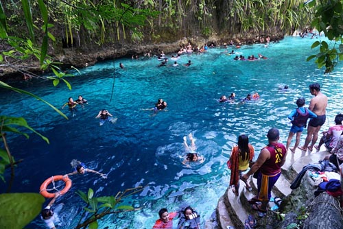Bí[-]ẩn[-]về[-]dòng[-]sông[-]không[-]có[-]nguồn[-]ở[-]Philippines