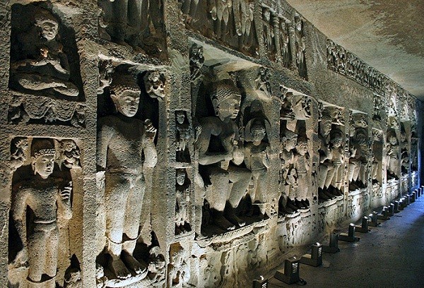 ajanta-hang-dong-ando-teeniscover-kenh14-15-9dd38_jpg.jpg