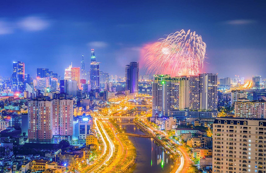 Sài[-]Gòn[-]đẹp[-]lạ[-]thường[-]trong[-]bộ[-]ảnh[-]chụp[-]từ[-]trên[-]cao