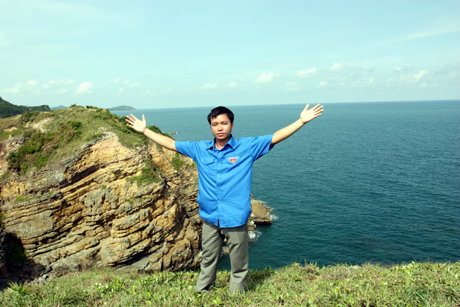 Khoảnh[-]khắc[-]hòa[-]mình[-]với[-]biển[-]trời[-]Cô[-]Tô.
