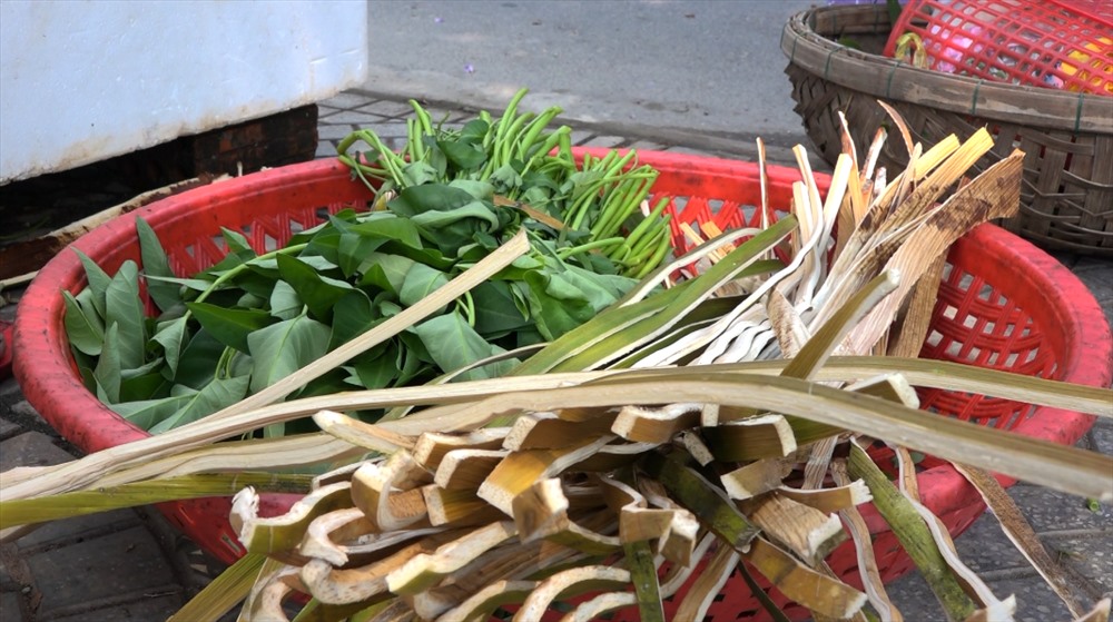 Bó[-]rau[-]bằng[-]lá[-]chuối,[-]mo[-]cau:[-]Không[-]chỉ[-]là[-]xu[-]hướng
