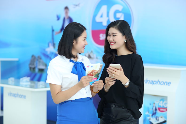 VinaPhone[-]chi[-]5[-]tỷ[-]khuyến[-]mại[-]cho[-]thuê[-]bao[-]trả[-]trước