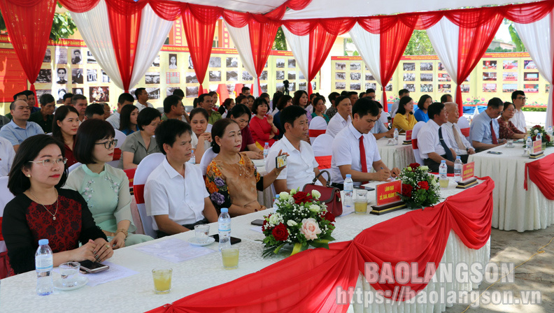 Lạng[-]Sơn[-]công[-]nhận[-]10[-]cây[-]di[-]sản[-]trên[-]địa[-]bàn[-]huyện[-]Cao[-]Lộc