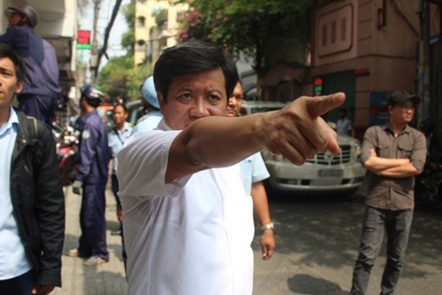 Rất[-]cần[-]những[-]cán[-]bộ[-]dám[-]từ[-]chức[-]vì[-]danh[-]dự[-]như[-]ông[-]Hải