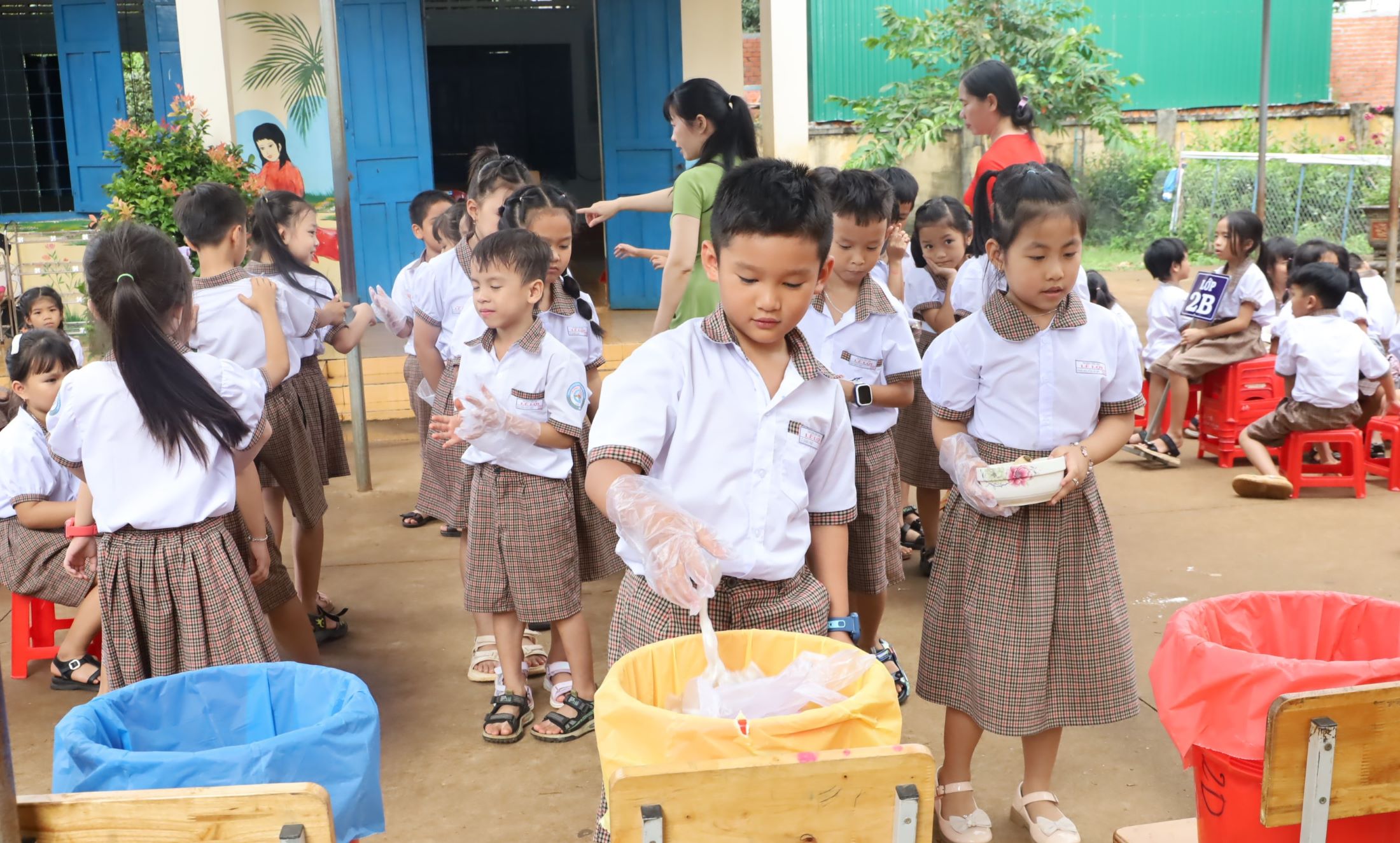 Hội[-]Bảo[-]vệ[-]TN[-]&[-]MT[-]tỉnh[-]Đắk[-]Lắk[-]tổ[-]chức[-]hội[-]thi[-]vẽ[-]tranh[-]về[-]bảo[-]vệ[-]môi[-]trường[-]năm[-]2024[-]
