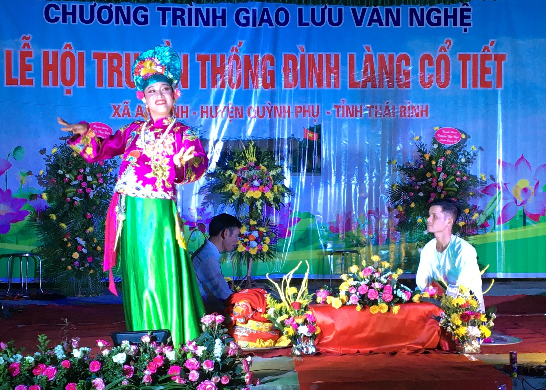 Tôn[-]vinh[-]vẻ[-]đẹp[-]thiên[-]nhiên[-]ở[-]Cổ[-]Tiết