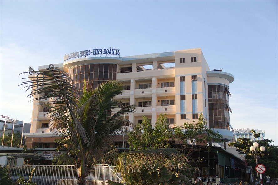 Bình[-]Định[-]yêu[-]cầu[-]khẩn[-]trương[-]di[-]dời[-]Khách[-]sạn[-]Bình[-]Dương