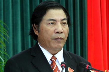 Ông[-]Nguyễn[-]Bá[-]Thanh:[-]“Tôi[-]cần[-]ý[-]kiến,[-]nhưng[-]chỉ[-]nghe[-]xin[-]tiền...”[-]