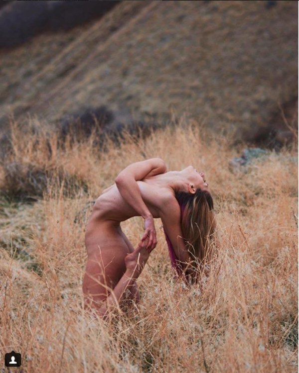 Yoga[-]khỏa[-]thân[-]mang[-]lại[-]nhiều[-]lợi[-]ích