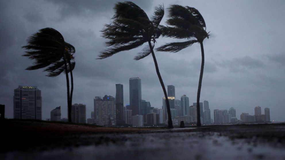 [-]Siêu[-]bão[-]Irma[-]quần[-]đảo[-]Florida,[-]ít[-]nhất[-]3[-]người[-]chết