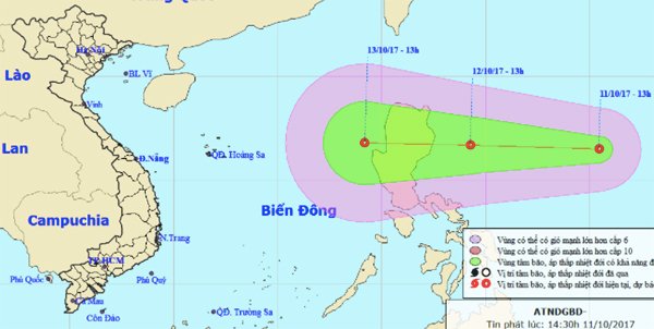 Miền[-]Trung[-]chuẩn[-]bị[-]hứng[-]bão[-]số[-]11,[-]có[-]thể[-]rất[-]nguy[-]hiểm