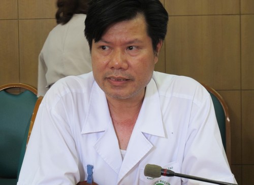 Chất[-]cực[-]độc[-]trong[-]nước[-]chạy[-]thận[-]khiến[-]18[-]người[-]Hòa[-]Bình[-]bị[-]tai[-]biến