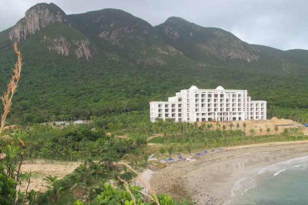 Nữ[-]đại[-]gia[-]trúng[-]đấu[-]giá[-]khu[-]đất[-]hơn[-]80[-]tỷ[-]đồng[-]ở[-]Côn[-]Đảo[-]là[-]ai?