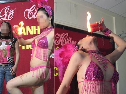 Cận[-]cảnh[-]màn[-]múa[-]lửa[-]của[-]một[-]ca[-]sĩ[-]đổi[-]giới[-]gây[-]xôn[-]xao[-]trong[-]cộng[-]đồng[-]mạng