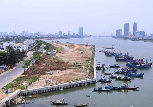 Thủ[-]tướng[-]chỉ[-]đạo[-]Đà[-]Nẵng[-]báo[-]cáo[-]các[-]dự[-]án[-]lấn[-]sông[-]Hàn
