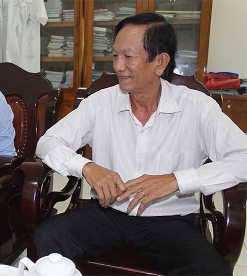 Điều[-]chuyển[-]GĐ[-]bệnh[-]viện[-]bổ[-]nhiệm[-]con[-]trai[-]động[-]kinh[-]làm[-]phó[-]khoa